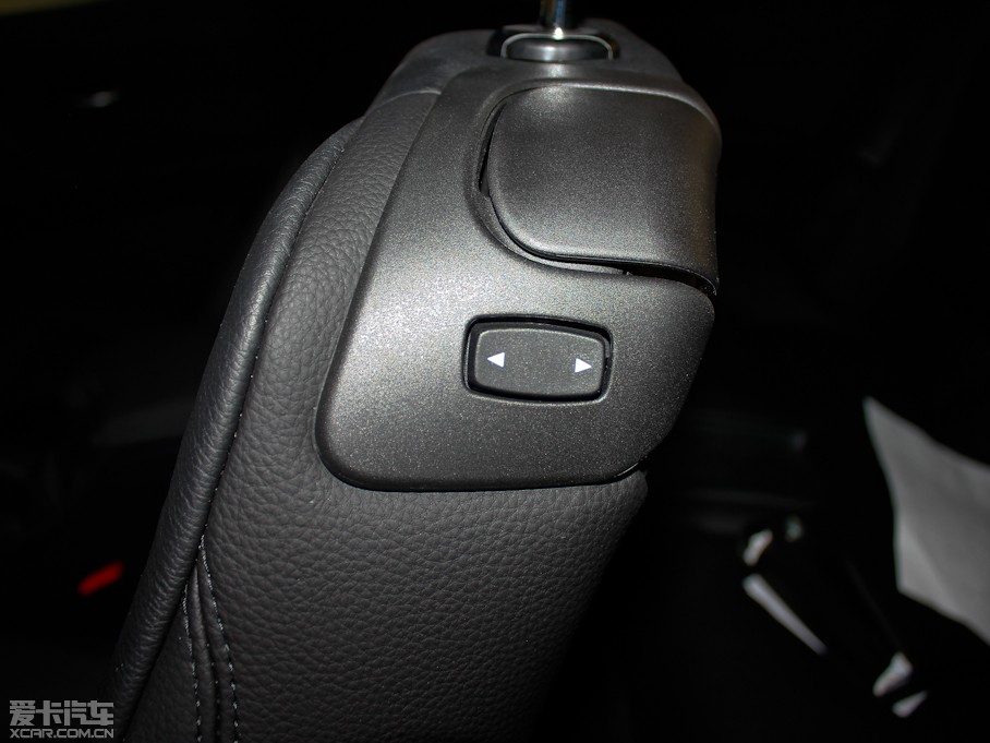 2011��R3ϵ�p�T 330i �p�T�I��܇