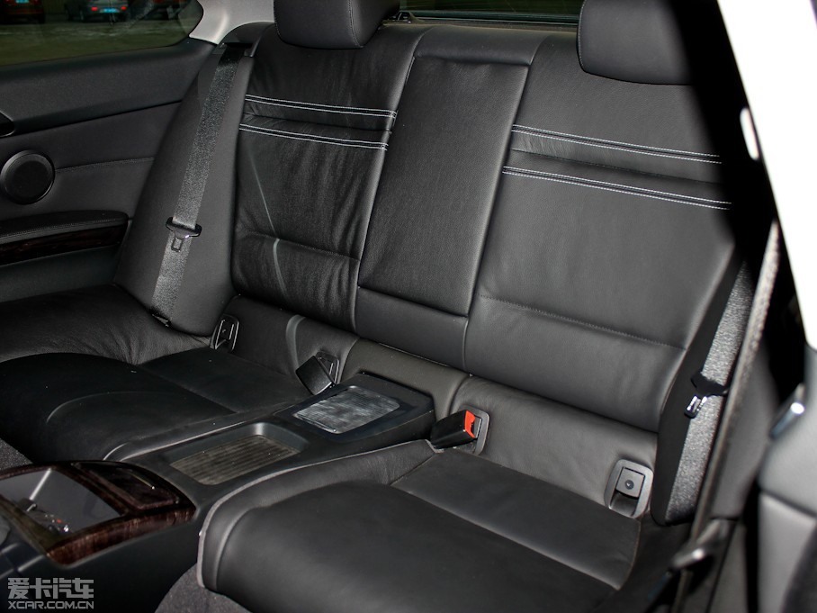 2011R3ϵpT 330i pTI܇