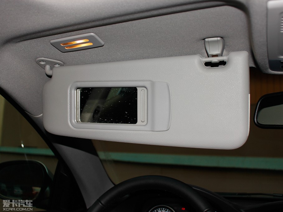 2011R3ϵpT 330i pTI܇