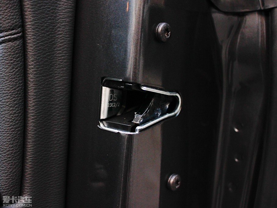 2011R3ϵpT 330i pTI܇