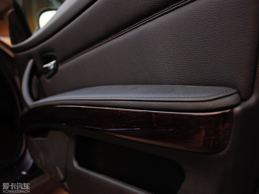 2011R3ϵpT 330i pTI܇