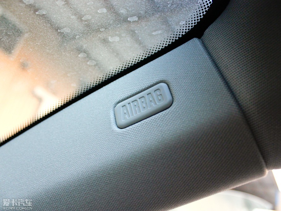 2011R3ϵpT 330i pTI܇