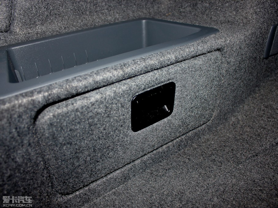 2011R3ϵpT 330i pTI܇