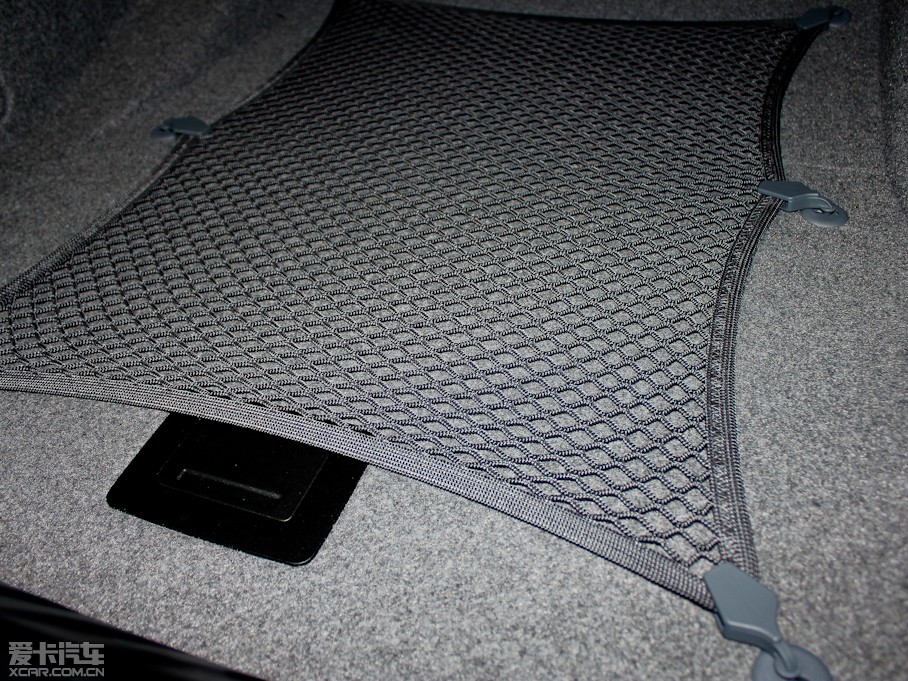 2011R3ϵpT 330i pTI܇