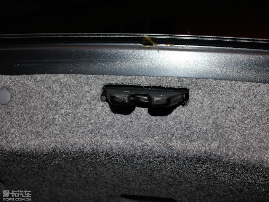 2011R3ϵpT 330i pTI܇