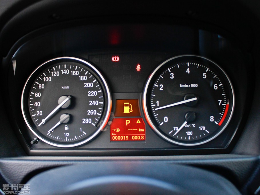 2011R3ϵpT 330i pTI܇