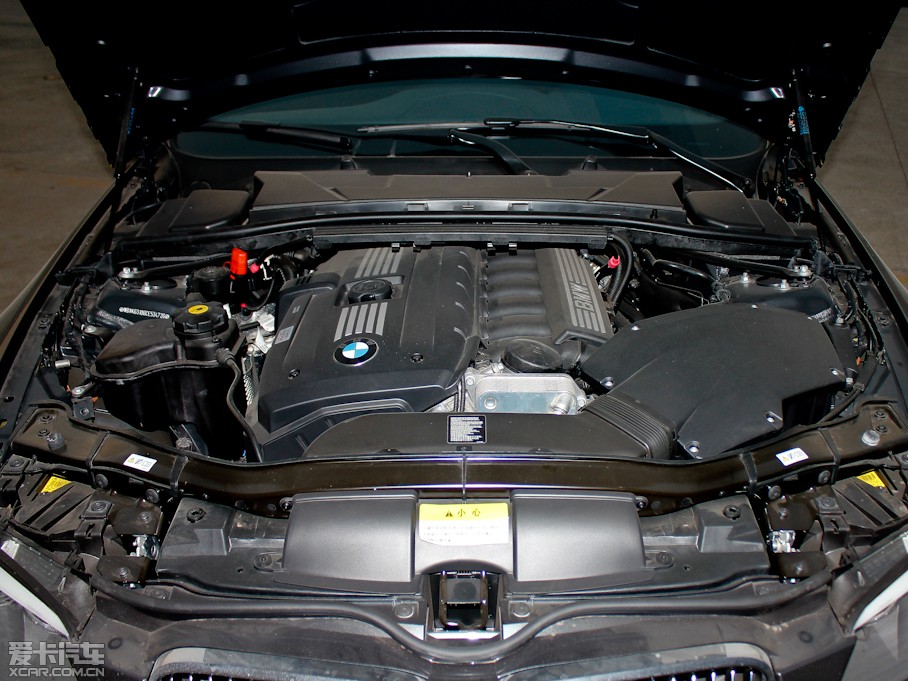 2011R3ϵpT 330i pTI܇