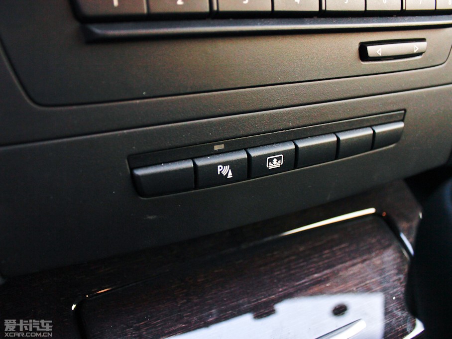 2011R3ϵpT 330i pTI܇