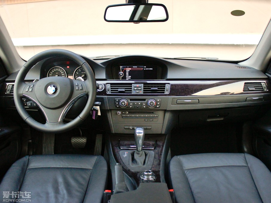 2011R3ϵpT 330i pTI܇