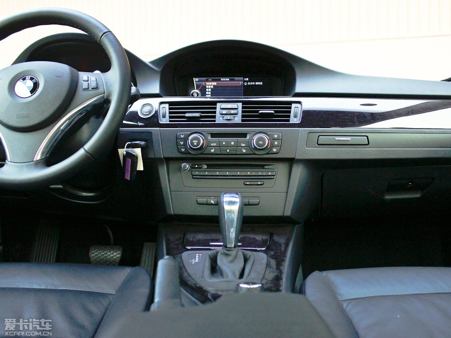 2011R3ϵpT 330i pTI܇