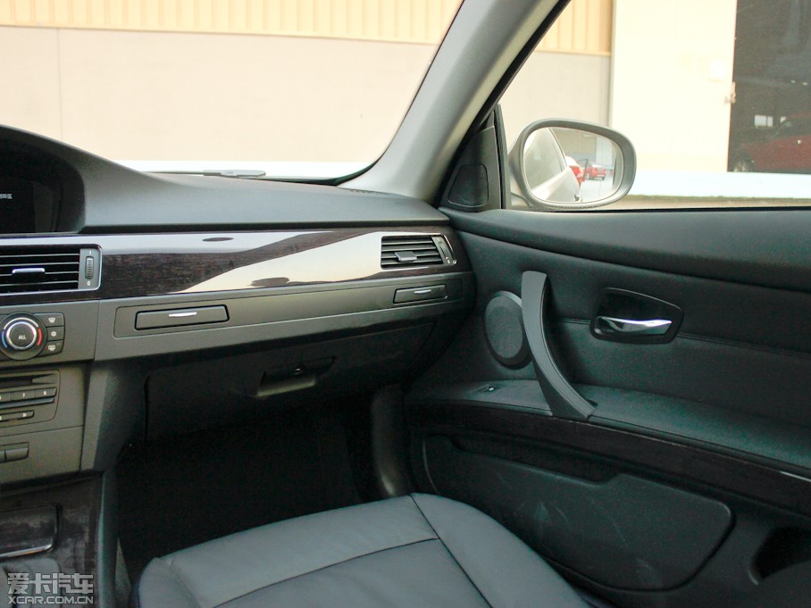 2011R3ϵpT 330i pTI܇