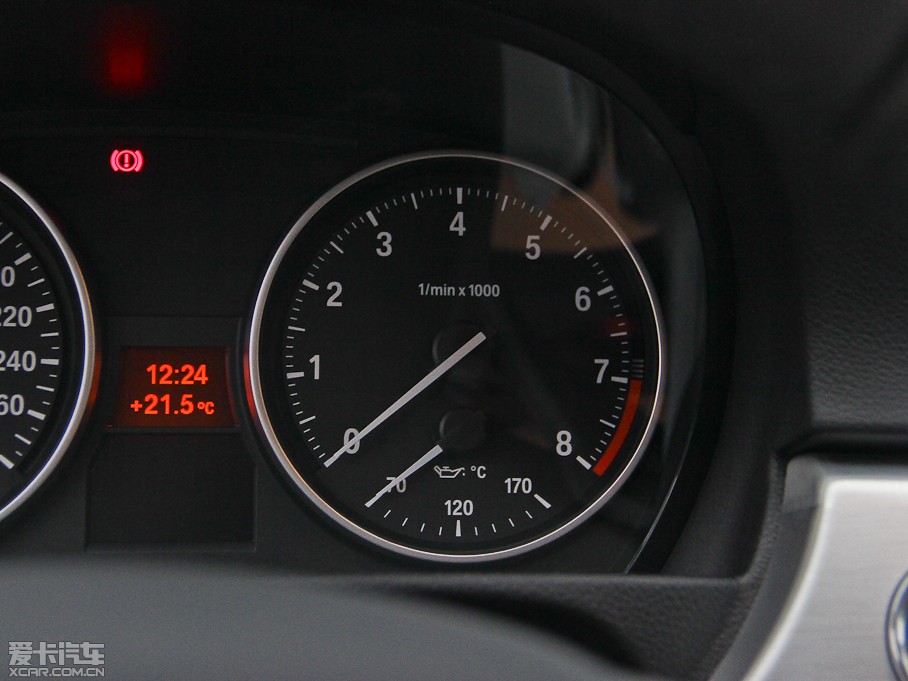 2011��R3ϵ�p�T 320i �p�T�I��܇