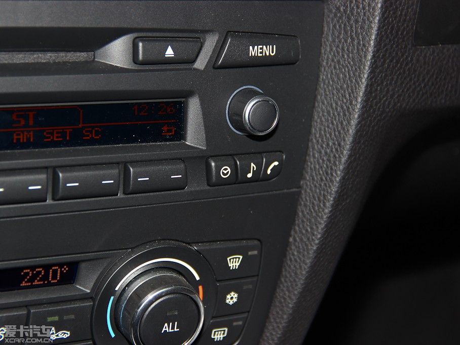 2011��R3ϵ�p�T 320i �p�T�I��܇