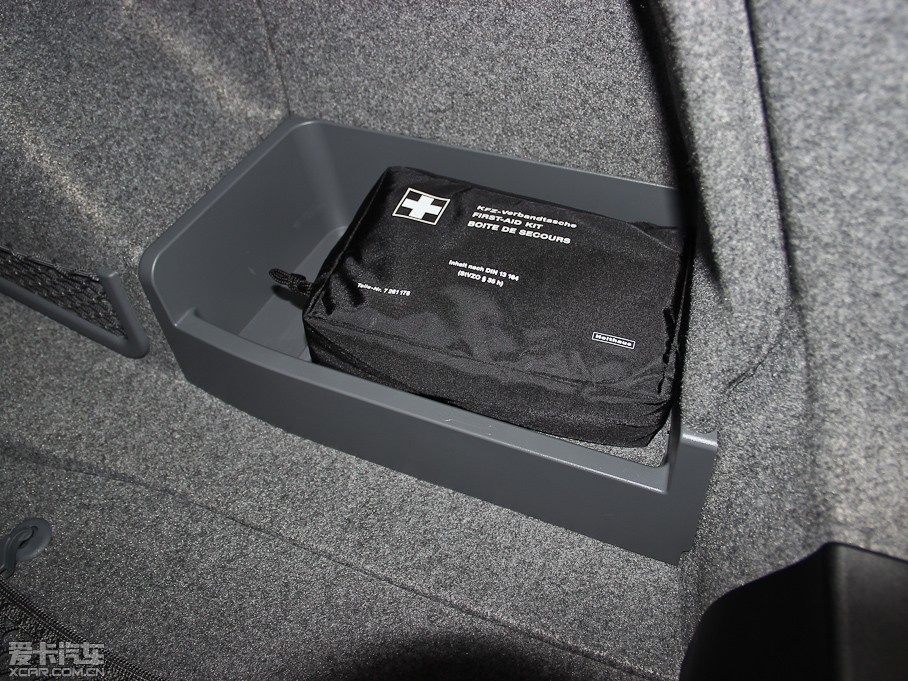 2011R3ϵpT 325i pTI܇