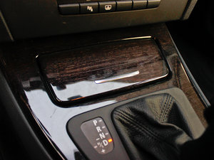 2011款330i 双门轿跑车 中控区