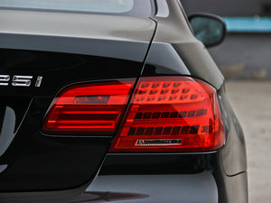 2011款320i 双门轿跑车 细节外观