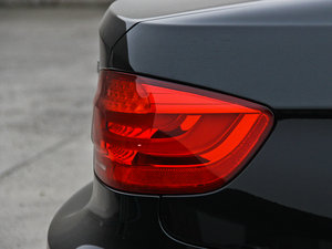 2011款320i 双门轿跑车 细节外观