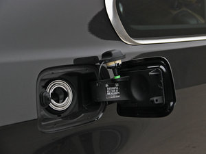 2011款320i 双门轿跑车 细节外观