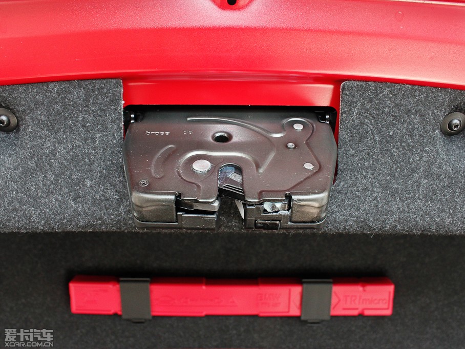 2013R3ϵT 320i \O(sh)Ӌb 