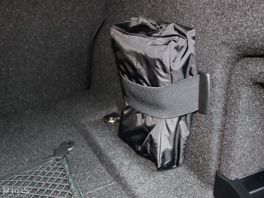 2013R3ϵT 320i \OӋb 