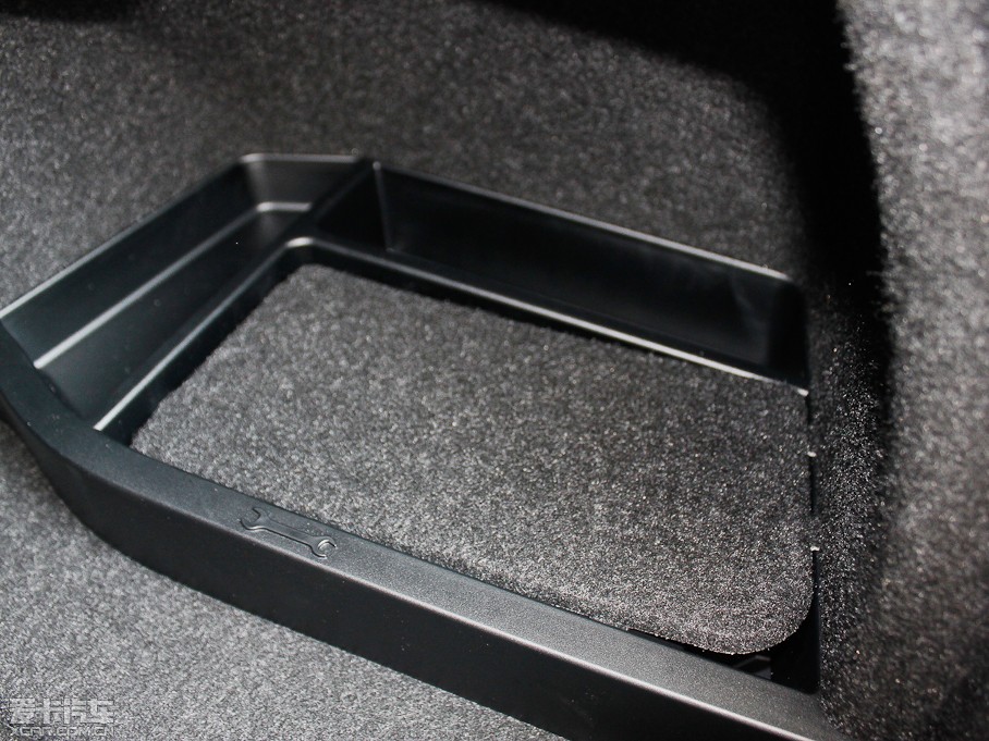 2013R3ϵT 320i \O(sh)Ӌb 