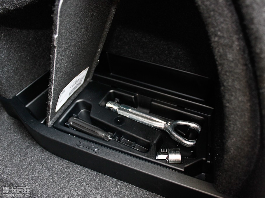 2013R3ϵT 320i \O(sh)Ӌb 