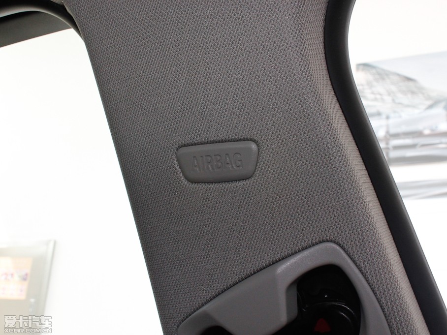 2013R3ϵT 320i \OӋb 