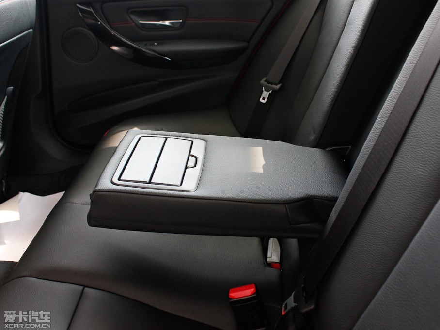 2013R3ϵT 320i \OӋb 