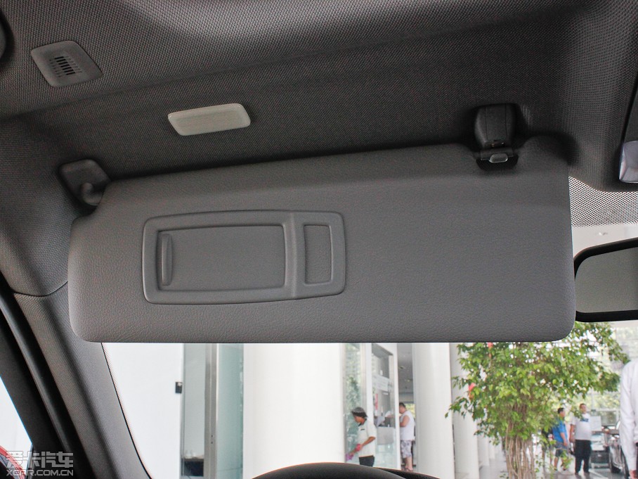 2013R3ϵT 320i \OӋb 