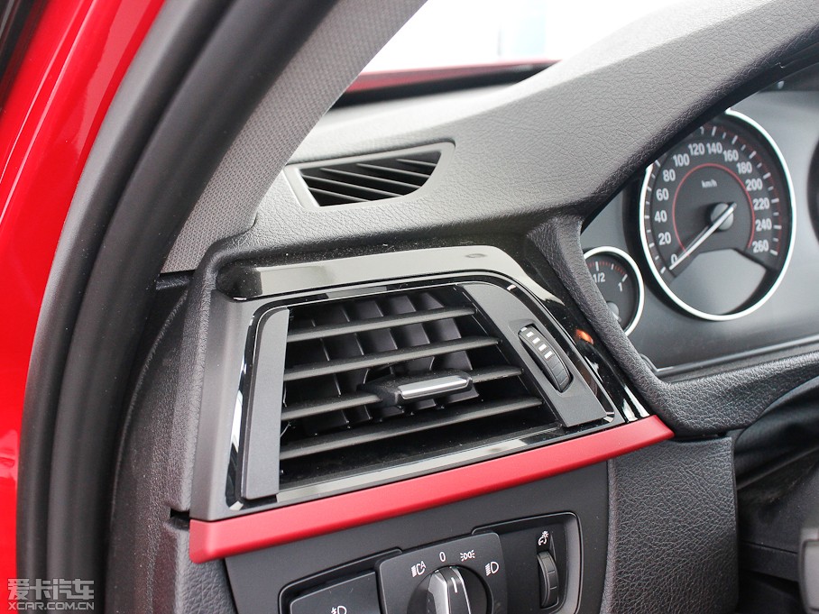 2013R3ϵT 320i \OӋb 