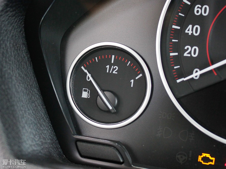 2013R3ϵT 320i \OӋb 