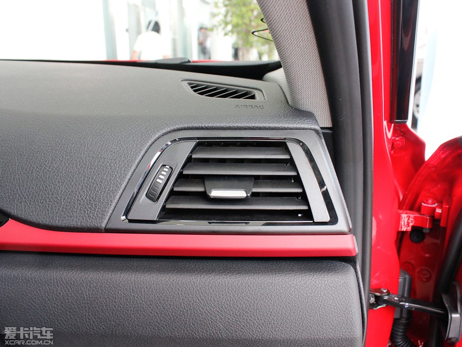 2013R3ϵT 320i \OӋb 