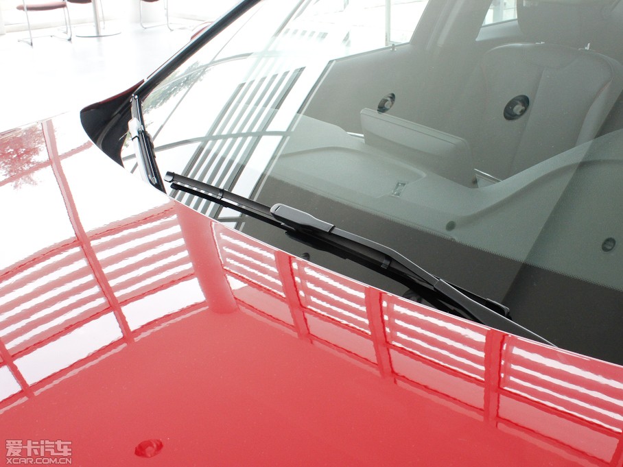 2013R3ϵT 320i \OӋb 