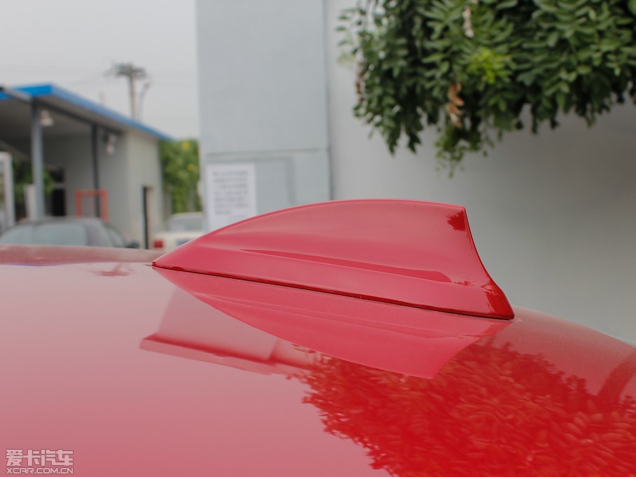 2013R3ϵT 320i \O(sh)Ӌb 