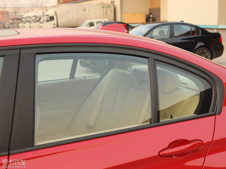 2013R3ϵT 320i rа