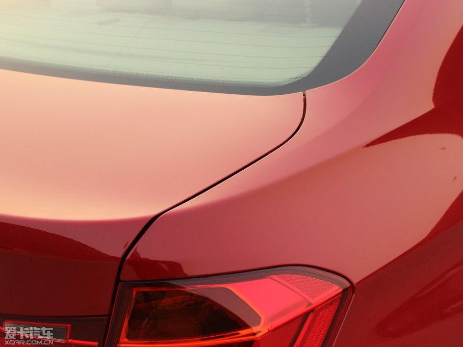 2013R3ϵT 320i rа