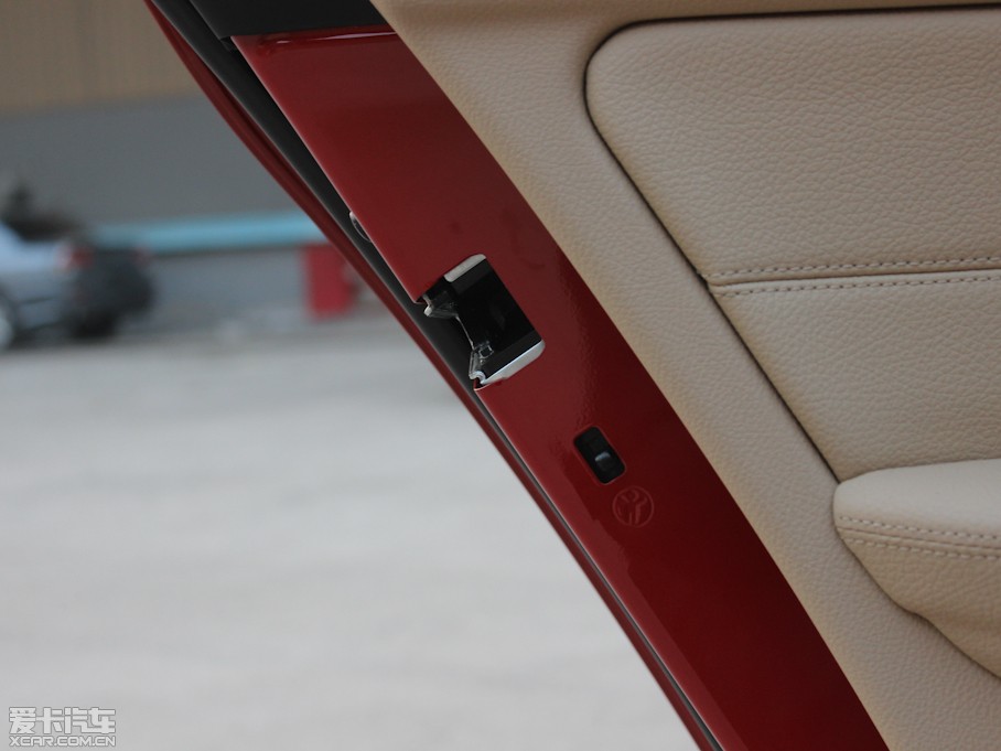 2013R3ϵT 320i rа