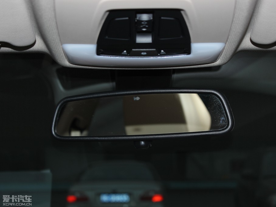 2013R3ϵT 320i rа