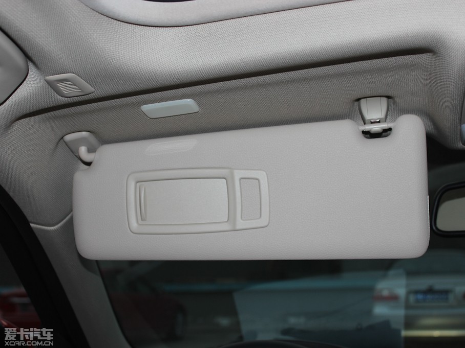 2013R3ϵT 320i rа