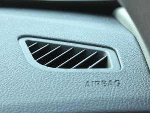 2013款328i 运动设计套装  中控区