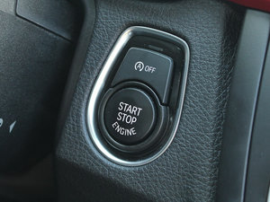 2013款328i 运动设计套装  中控区