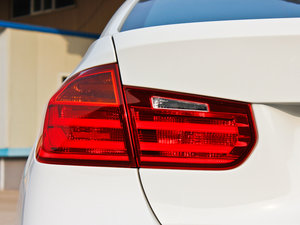 2013328i M\(yn)(dng) (x)(ji)^