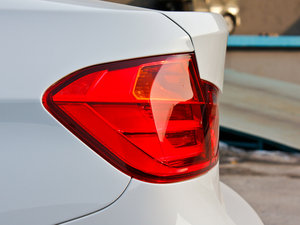 2013328i M\(yn)(dng) (x)(ji)^