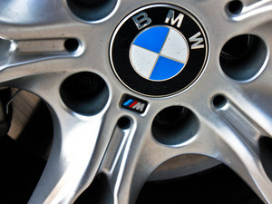 2013328i M\(yn)(dng) (x)(ji)^