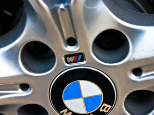 2013328i M\(yn)(dng) (x)(ji)^