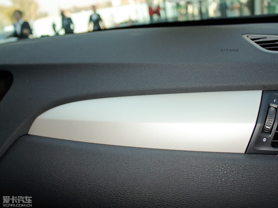 2012RX3Mڣ xDrive28i IȰ