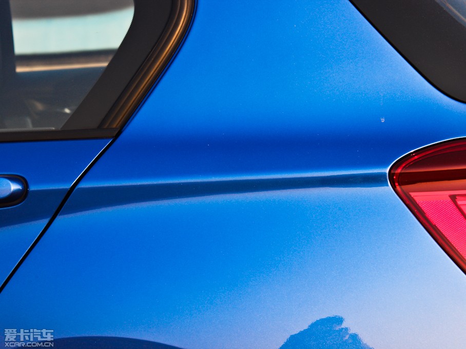 2013R1ϵɎ M135i T