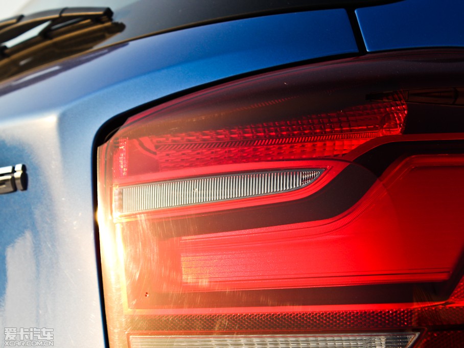 2013R1ϵɎ M135i T