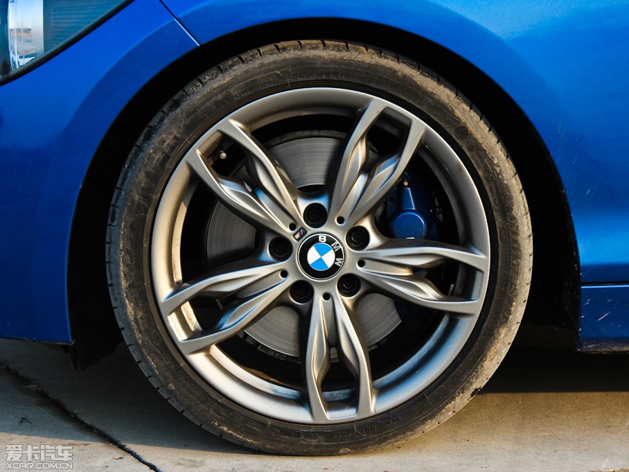 2013R1ϵɎ M135i T