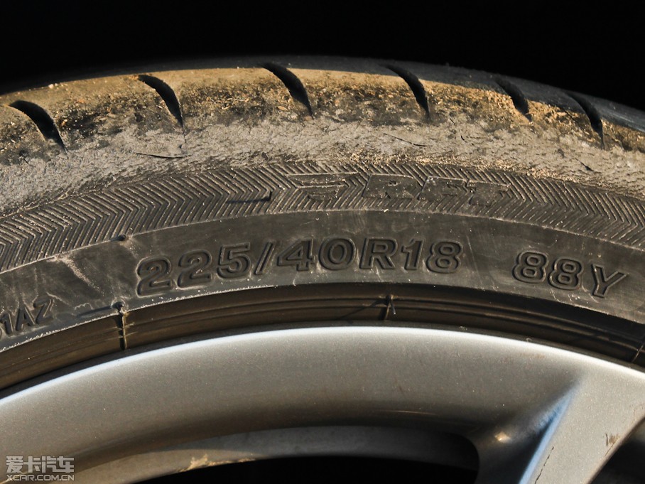 2013R1ϵɎ M135i T